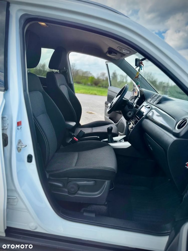 Suzuki Vitara 1.6 Premium 2WD - 11