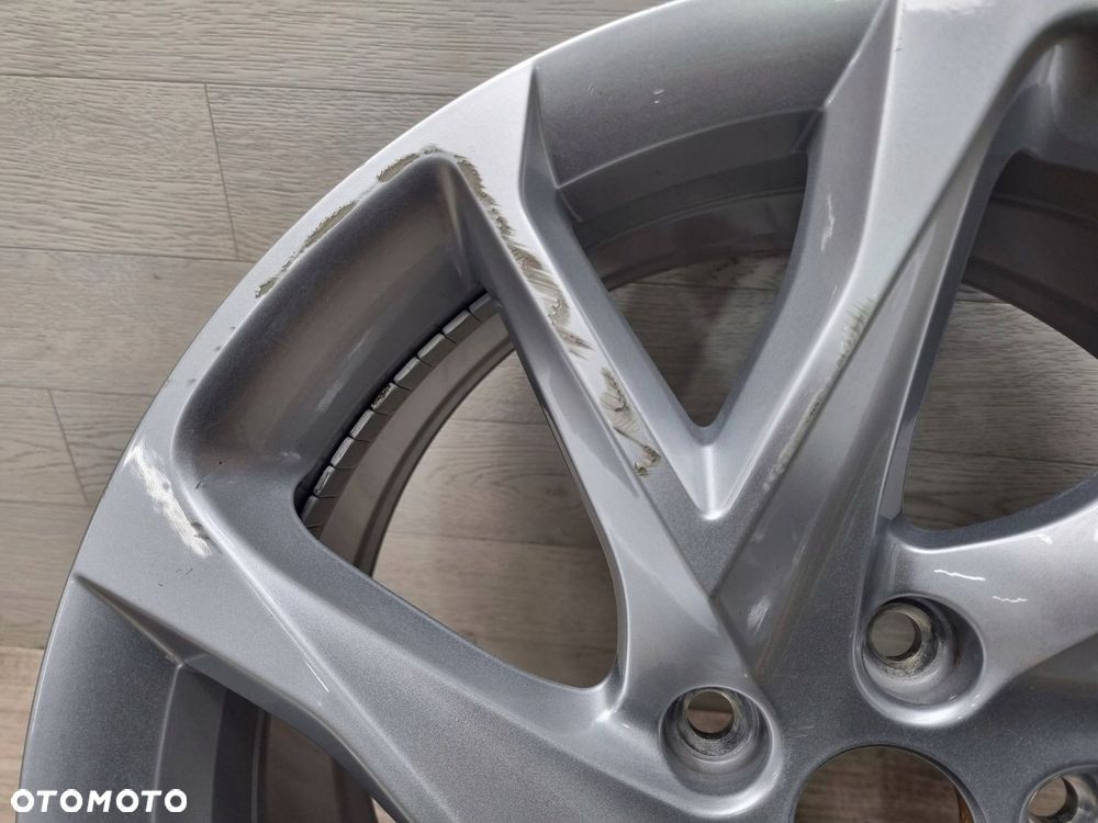 Felga Cupra Formentor 2 8Jx18 Et40 5x112 5FF601025C - 9