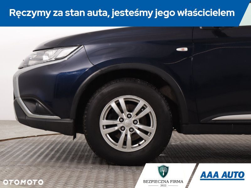 Mitsubishi Outlander - 17