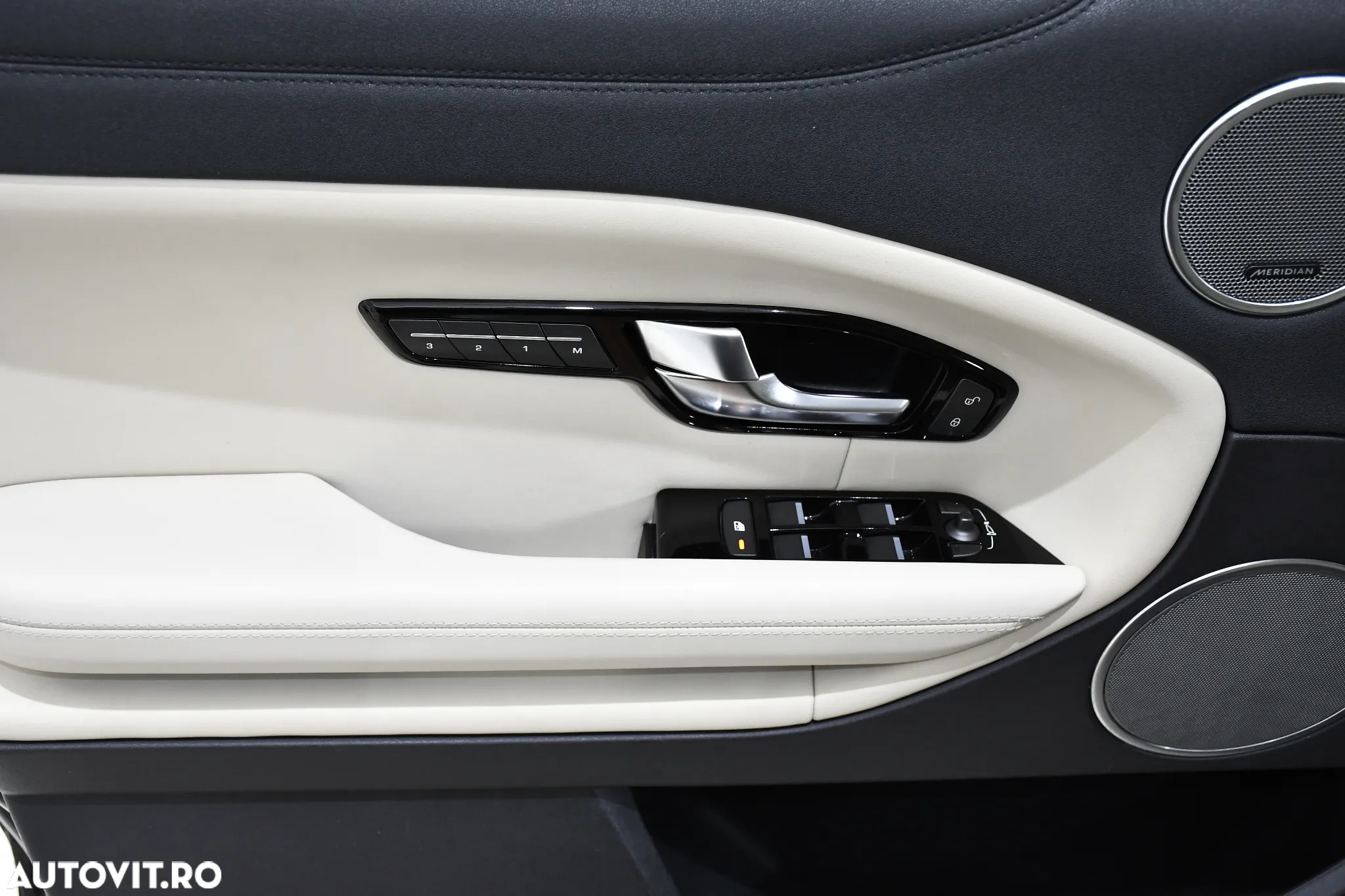 Land Rover Range Rover Evoque - 20