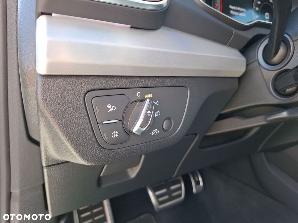 Audi Q5 Sportback - 25