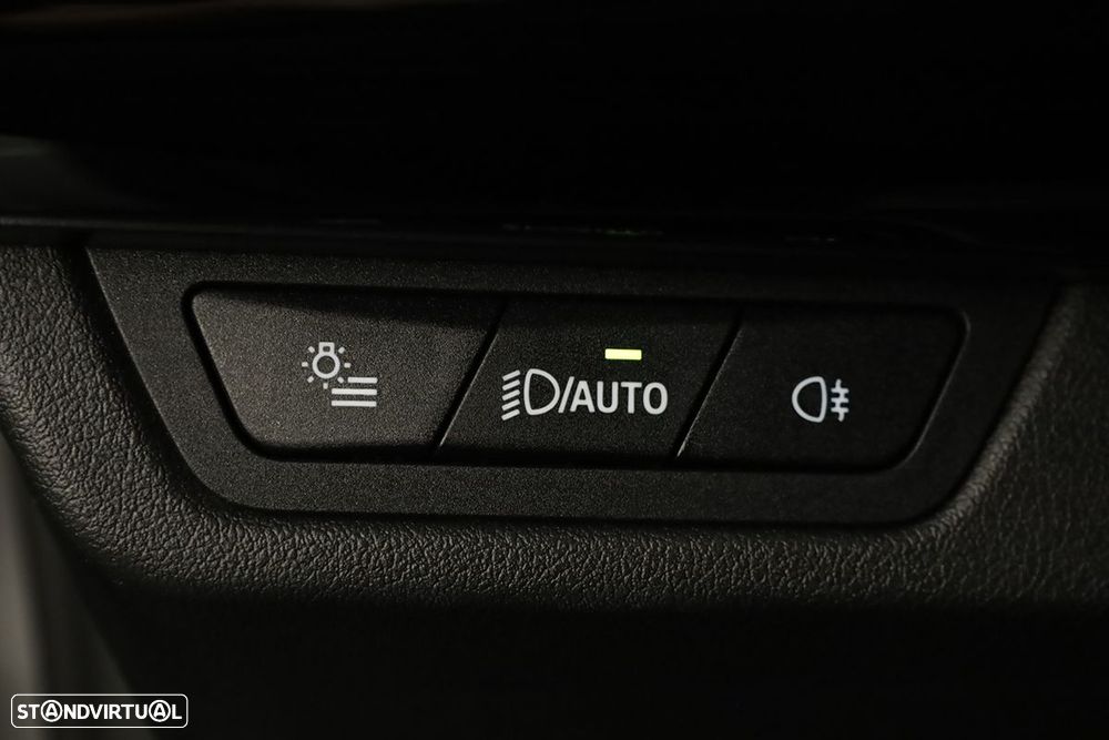 BMW X1 xDrive25e Pack Desportivo M - 19
