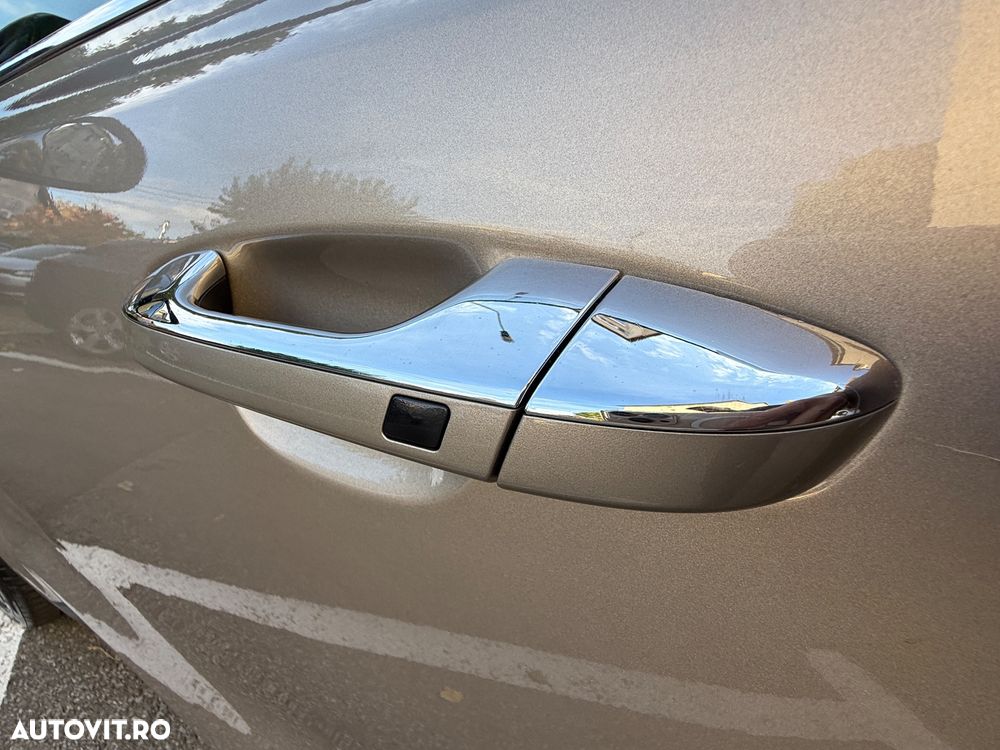 Kia Sportage 1.7 CRDI 2WD ISG Aut. Spirit - 10