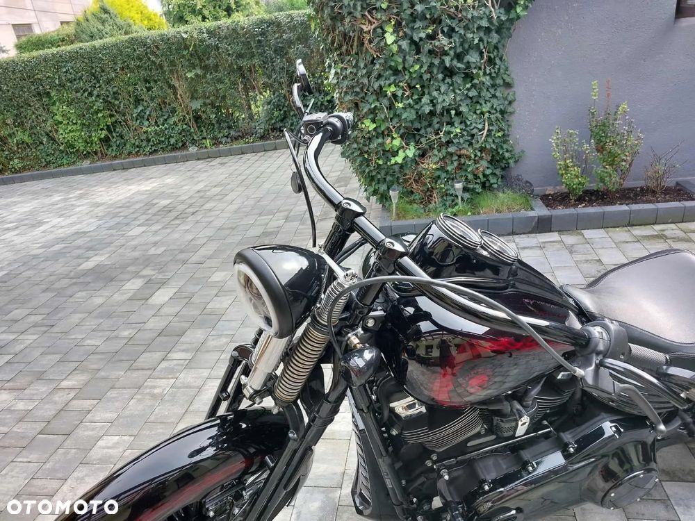 Harley-Davidson Softail Heritage Classic - 26