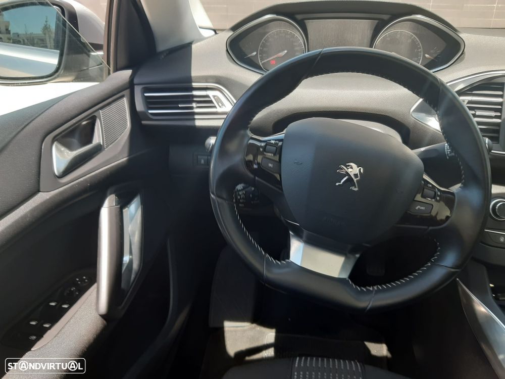 Peugeot 308 SW 1.6 BlueHDi Allure - 14