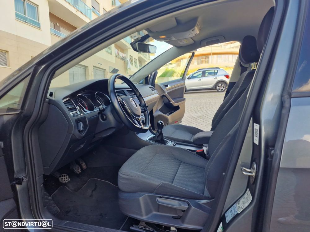 VW Golf 1.0 TSI Stream - 12