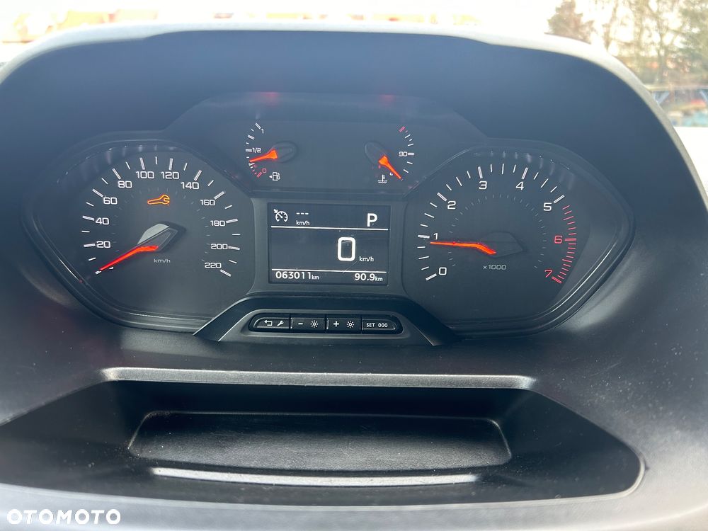 Peugeot Partner - 23