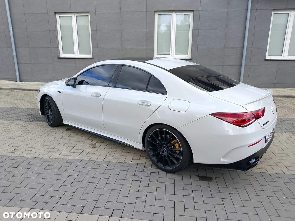Mercedes-Benz CLA AMG 35 4Matic B AMG Speedshift 7G-DCT - 12