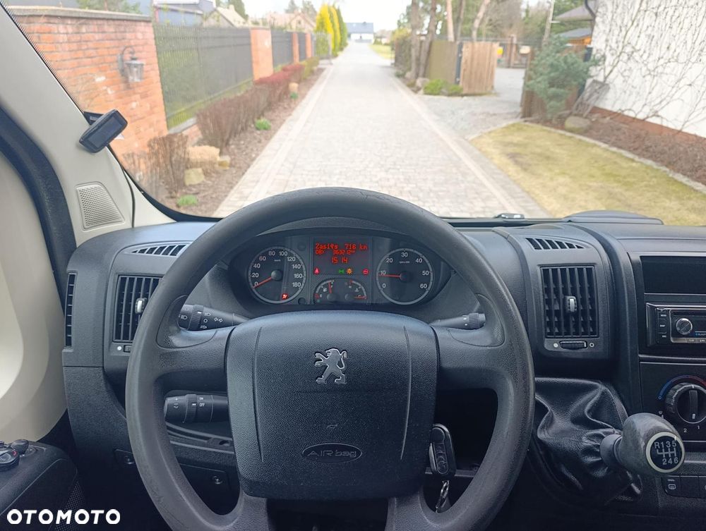 Peugeot Boxer L2H2 Standard - 4