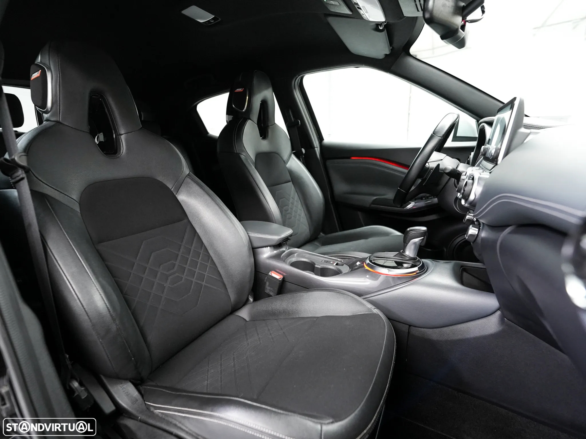 Nissan Juke 1.0 DIG-T Tekna DCT - 4