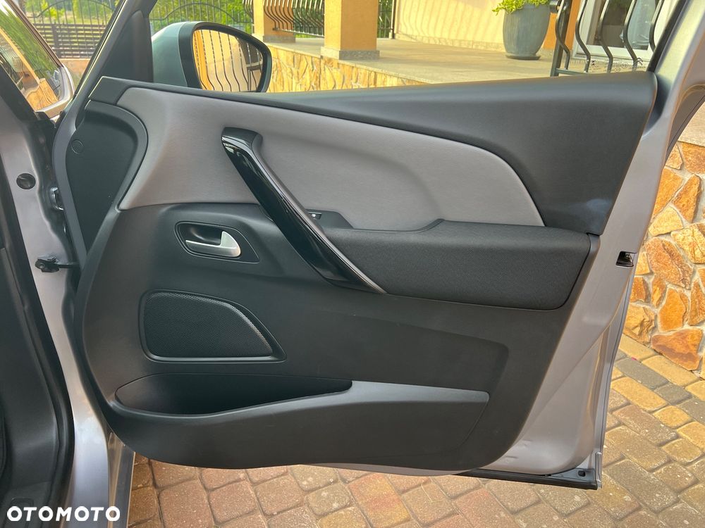 Citroën C4 SpaceTourer Grand BlueHDi 130 Stop&Start SHINE - 31