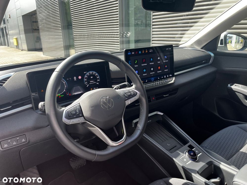 Volkswagen T-Roc - 12