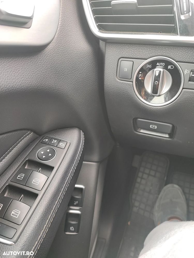 Mercedes-Benz GLE 250 d 4MATIC - 13