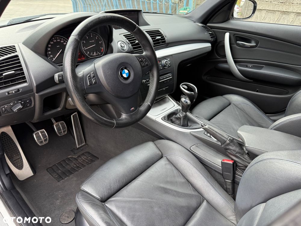 BMW Seria 1 120i Edition Sport - 24