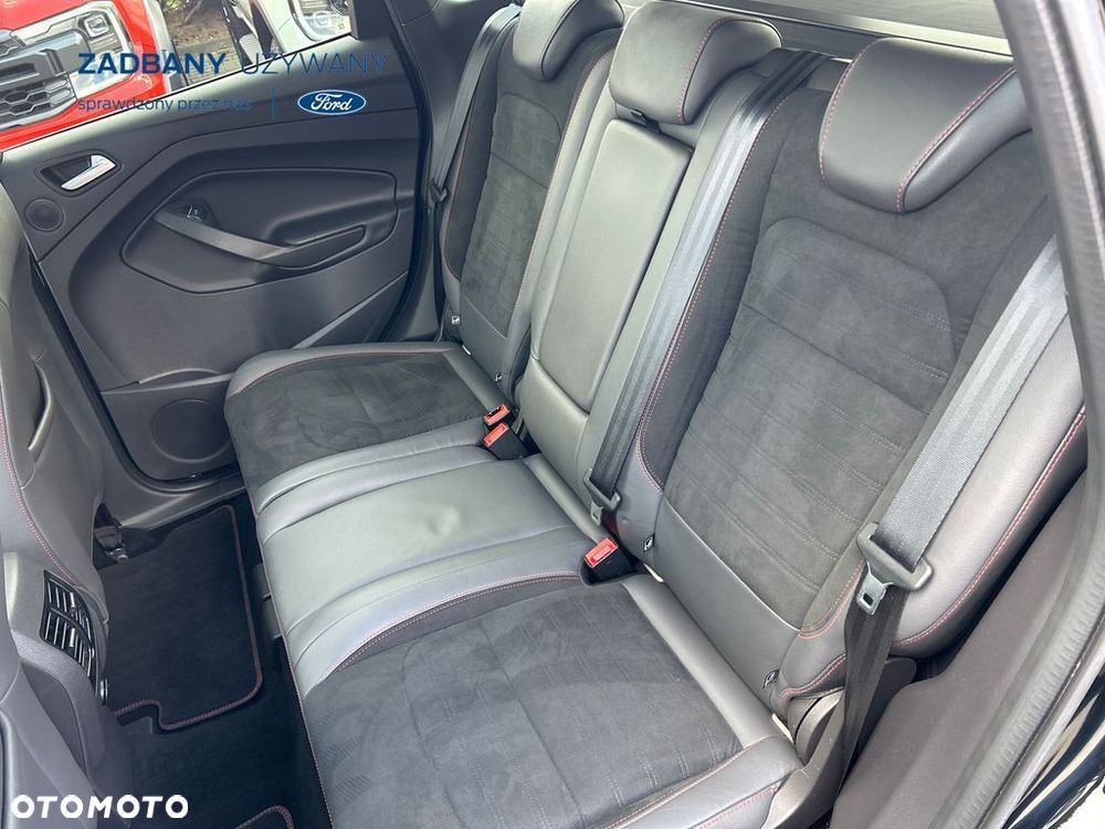 Ford Kuga 1.5 EcoBoost 2x4 ST-Line - 12