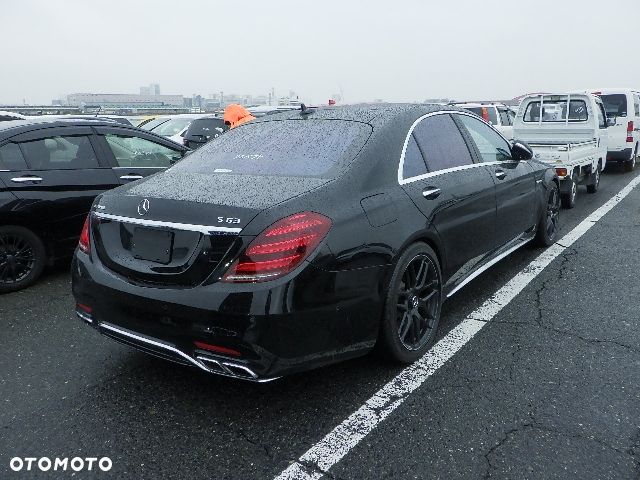 Mercedes-Benz Klasa S AMG 63 4-Matic+ L - 22