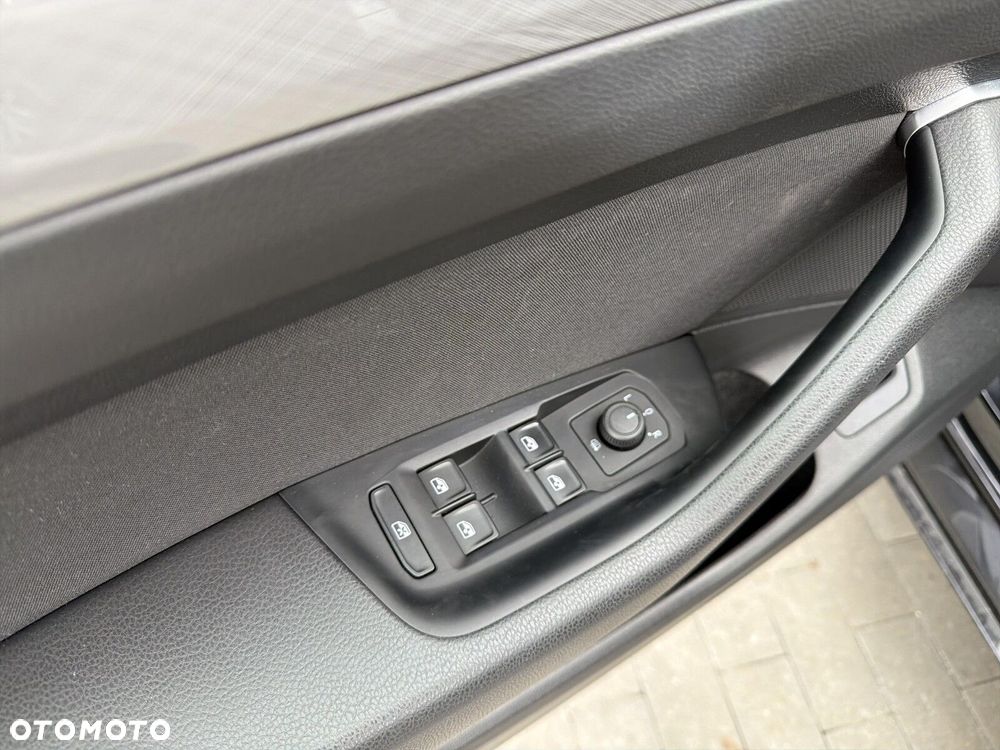 Volkswagen Passat 1.5 TSI EVO Business DSG - 20