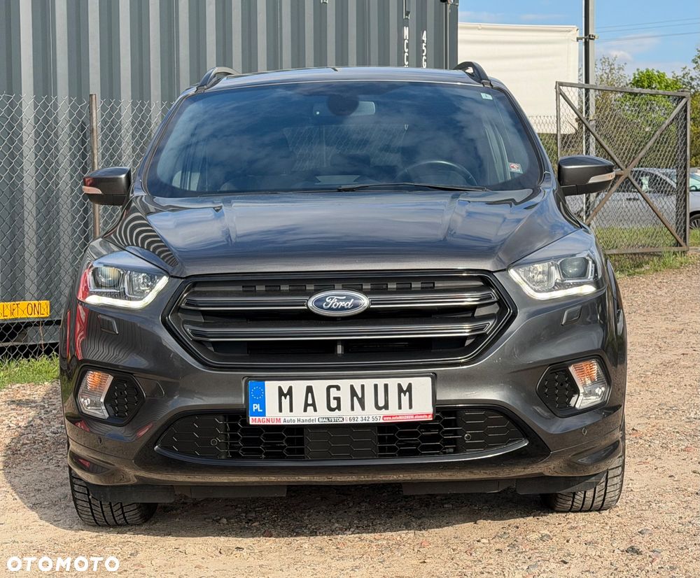 Ford Kuga 1.5 EcoBoost 2x4 ST-Line - 34