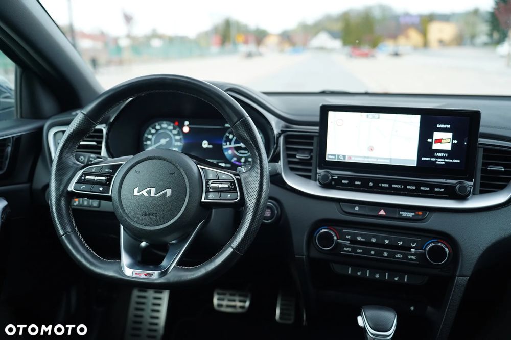 Kia Ceed 1.5 T-GDI DCT7 OPF GT Line - 24