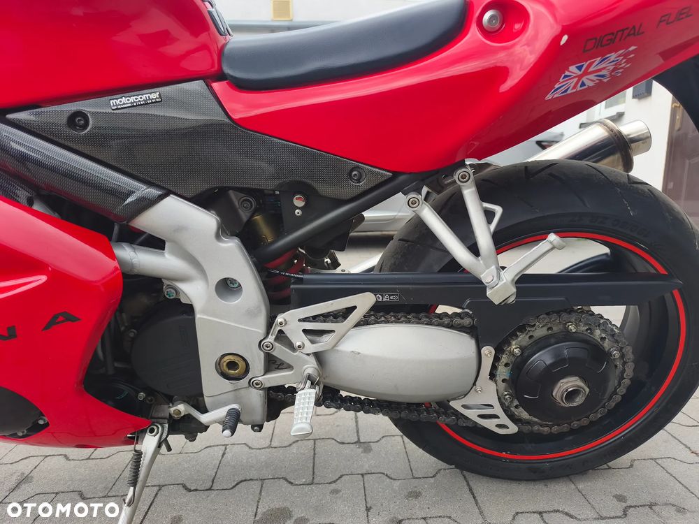 Triumph Daytona - 15