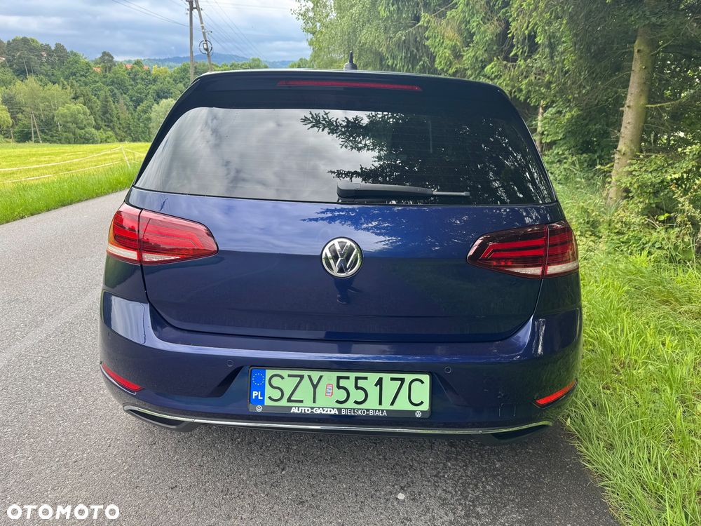 Volkswagen Golf - 5
