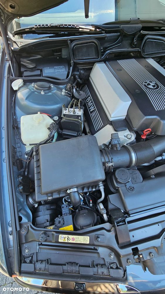 BMW Seria 7 740i - 17