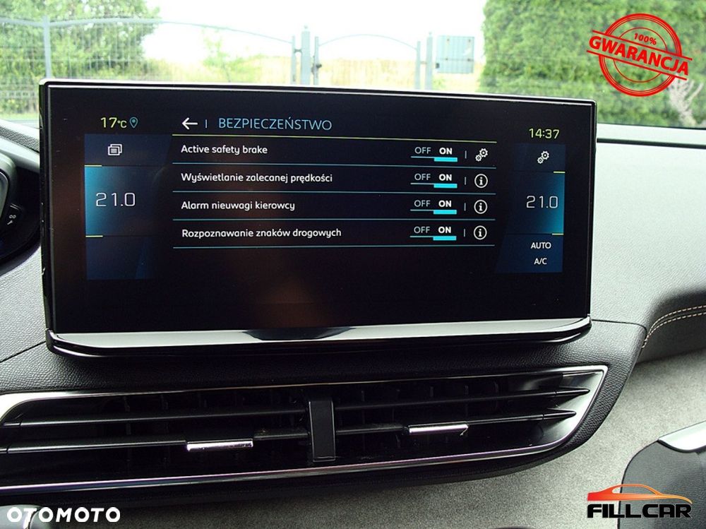 Peugeot 3008 Hybrid 225 e-EAT8 GT Pack - 24