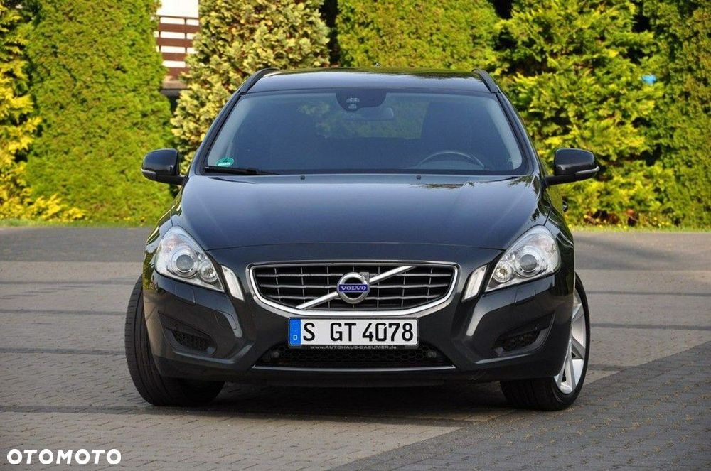 Volvo V60 D3 Momentum - 2
