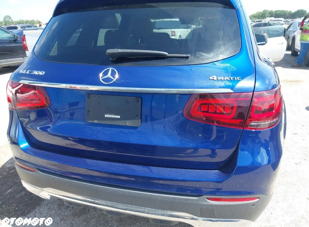 Mercedes-Benz GLC 300 4-Matic - 6