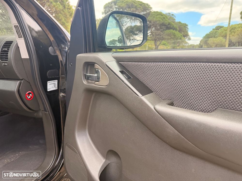 Nissan Pick Up 2.5 TD CD Navara Sport - 19