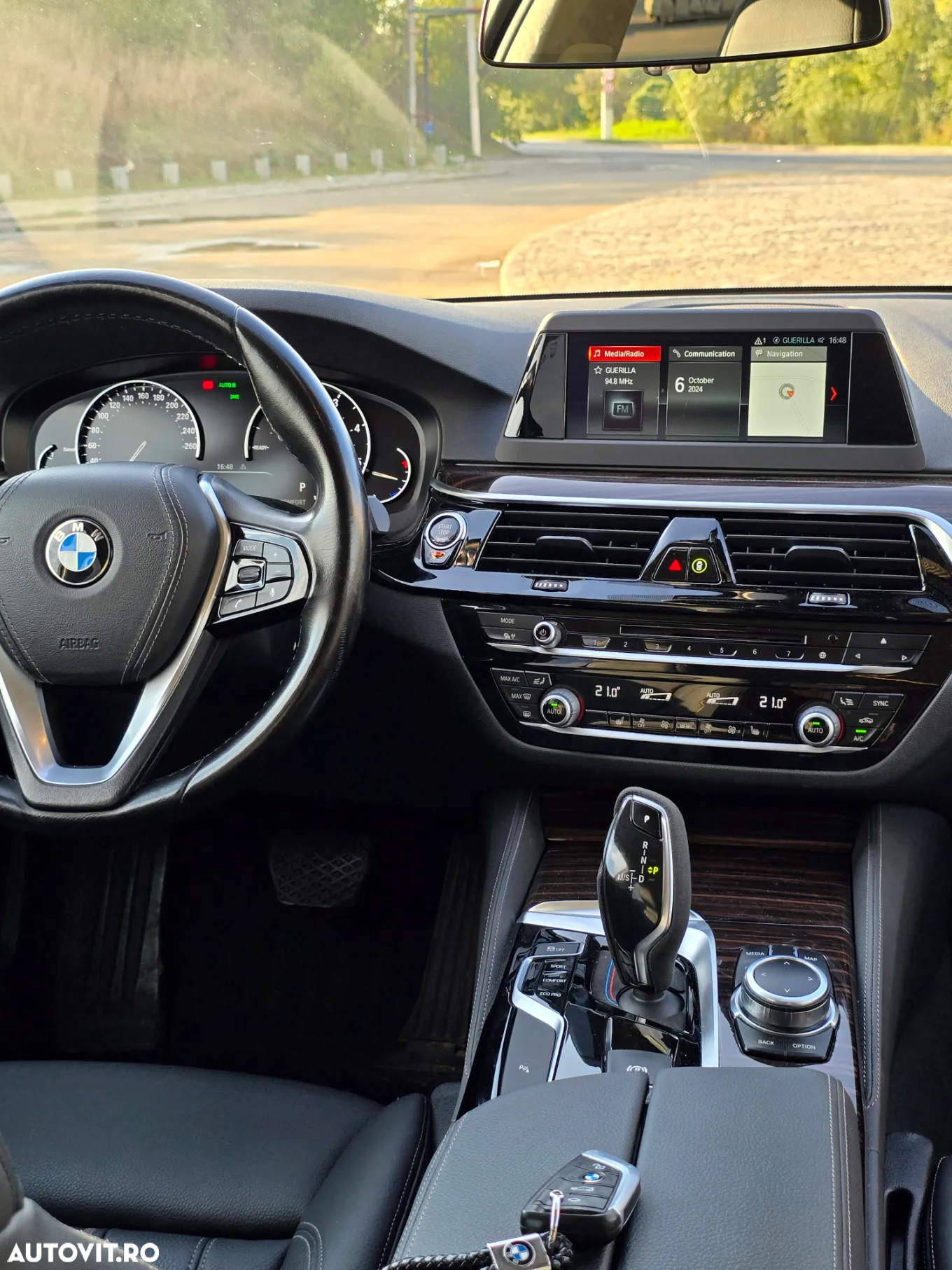 BMW Seria 5 530d xDrive Touring Aut. Luxury Line - 14