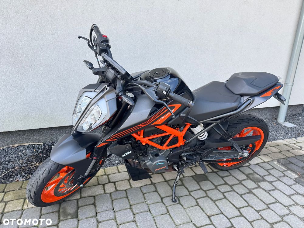 KTM Duke 125 - 4