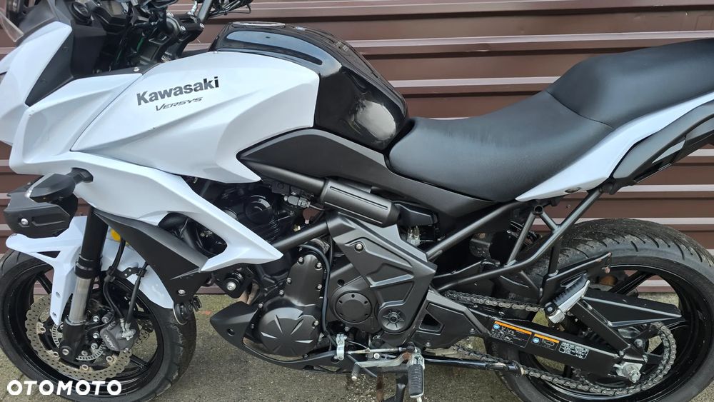Kawasaki Versys 650 - 20