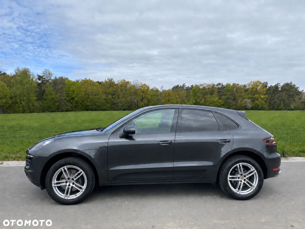 Porsche Macan - 2