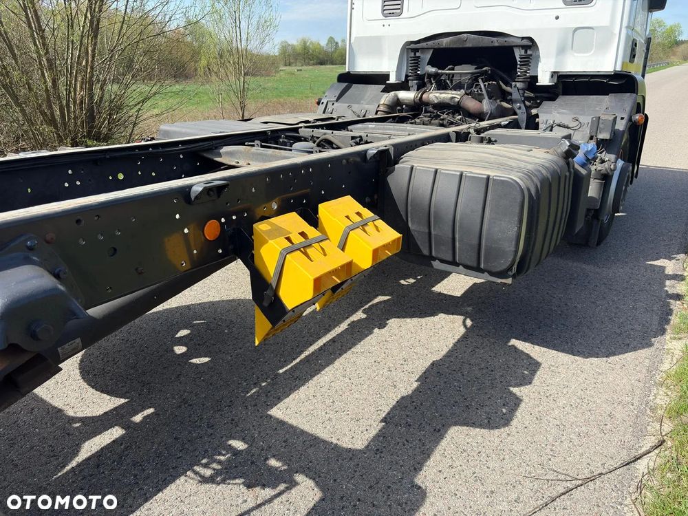 Iveco EUROCARGO 120-210 / ESP / 12T / PRZEBIEG 240.000km / SALON POLSKA / RAMA / DO ZABUDOWY / RESOR / tgl - 13
