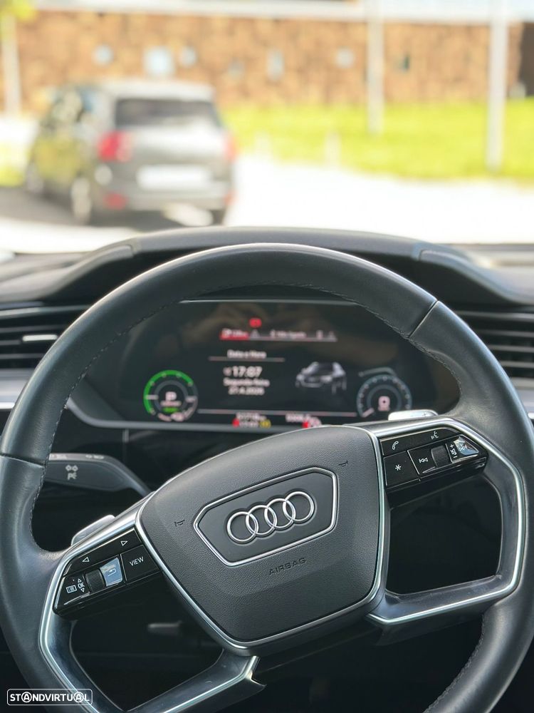 Audi e-tron Sportback 50 quattro S line - 12