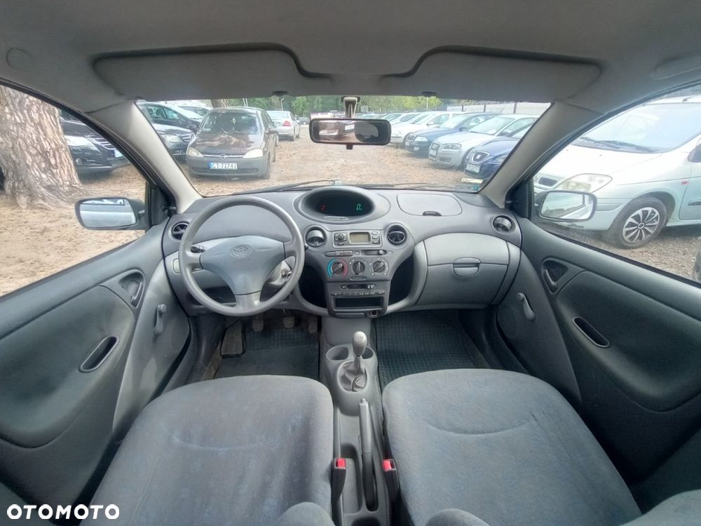 Toyota Yaris - 5