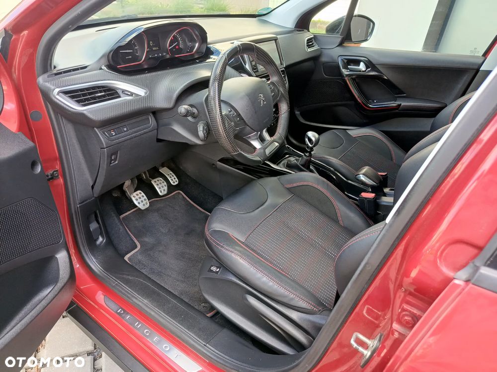 Peugeot 2008 PureTech 130 GPF Stop&Start Allure - 10