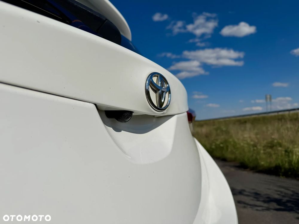 Toyota Auris 1.6 Premium - 9