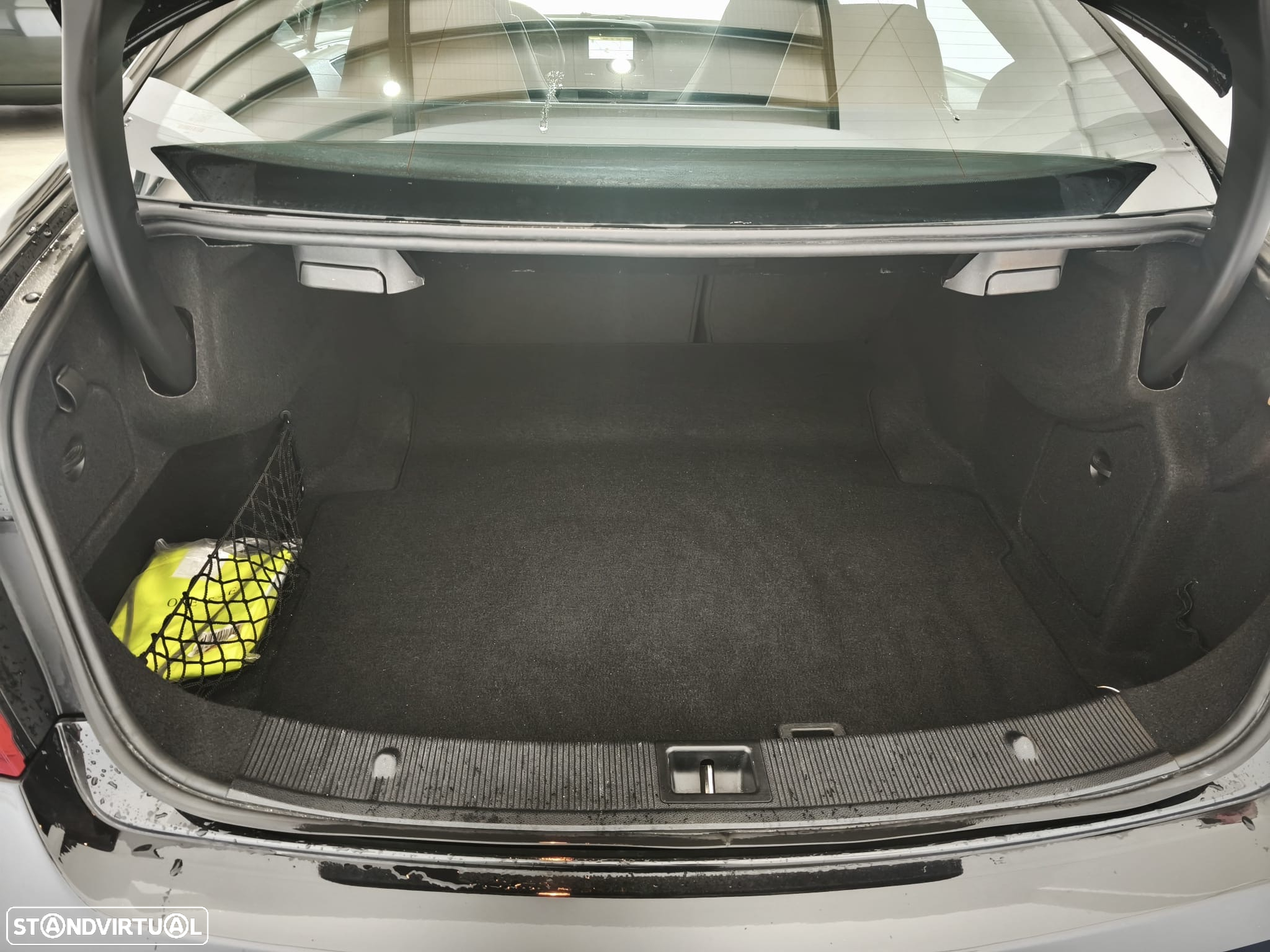 Mercedes-Benz E 350 CDi Avantgarde BlueEfficiency Auto - 29