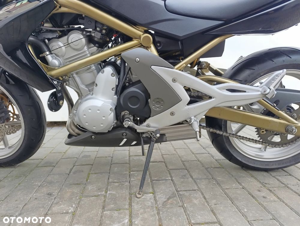 Kawasaki ER - 15