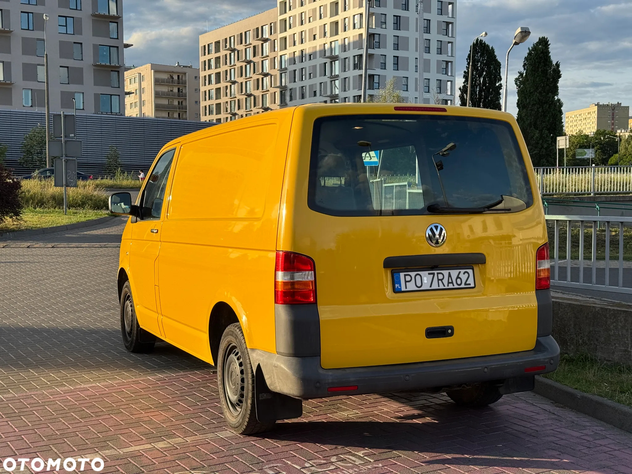 Volkswagen Transporter - 4