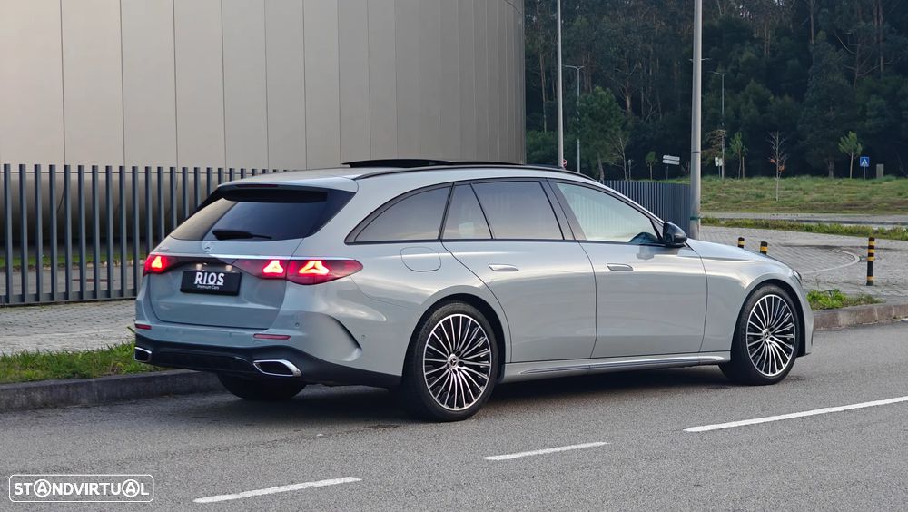 Mercedes-Benz E 300 Standard - 15