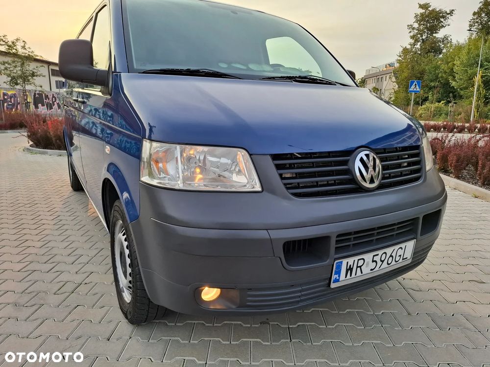 Volkswagen Transporter T5 2008 LONG 3OSOBOWY KLIMA - 3