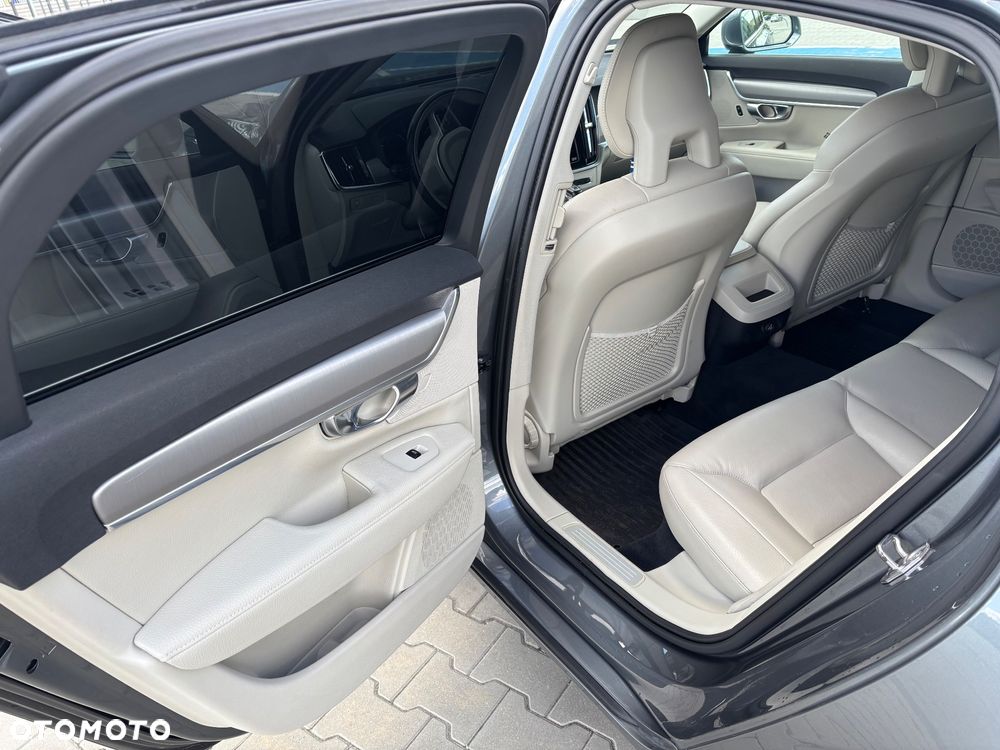 Volvo S90 D4 Momentum - 13