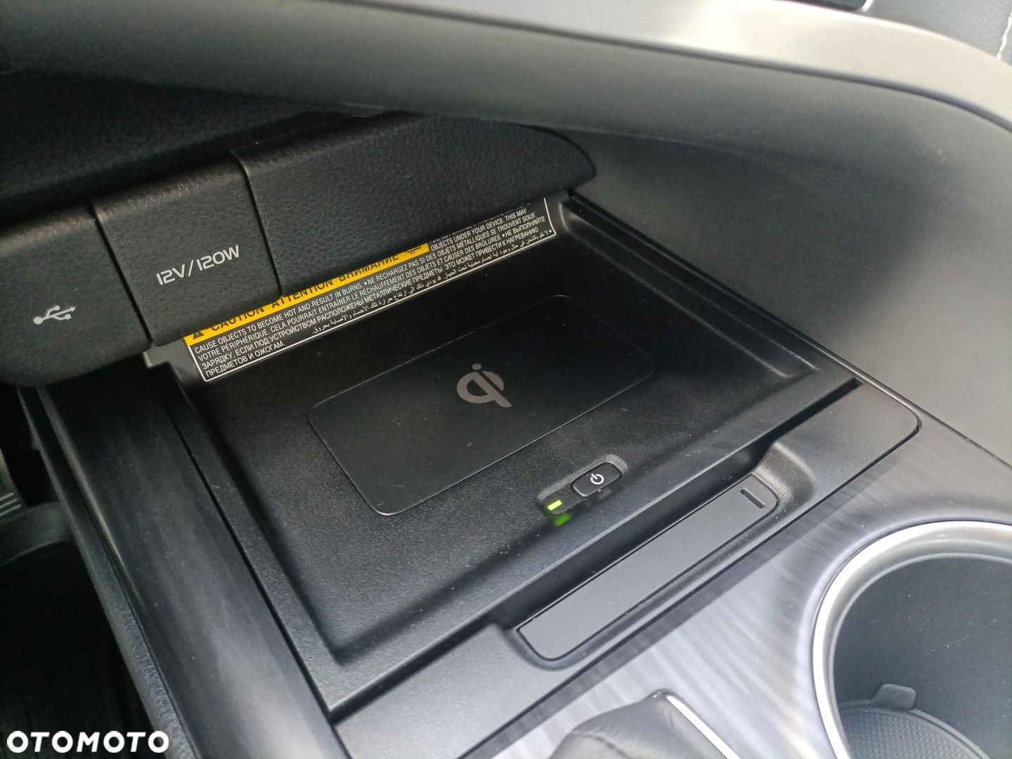 Toyota Camry - 16