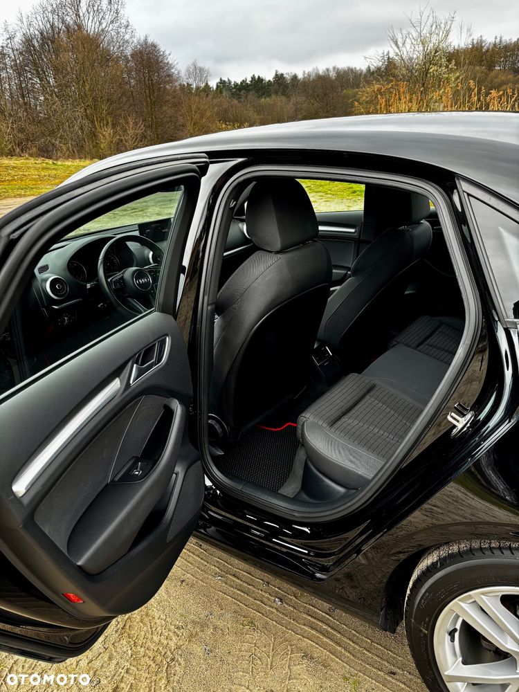 Audi A3 Limousine 40 TFSI Quattro S tronic - 16