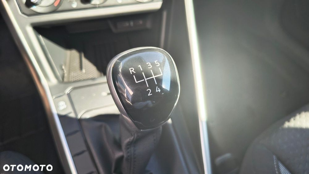 Volkswagen Polo - 19
