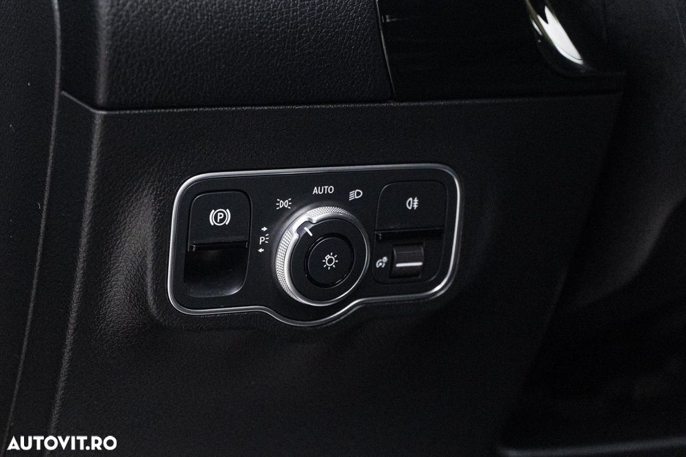 Mercedes-Benz GLA 250 e - 30