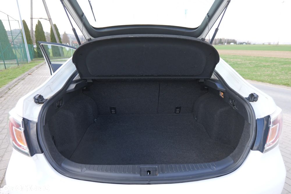 Mazda 6 2.0 Sport - 10